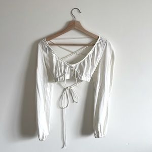 Princess Polly crop shirt! Size is a 2 and color is a cream shade!